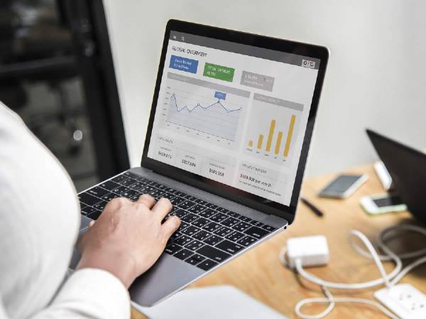 Web Sitesi Google’da Üst Sıralara Nasıl Çıkar? Web Sitesi Google’da Üst Sıralara Nasıl Çıkar?